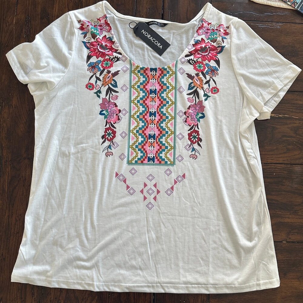 Noracora XXL Boho Floral Graphic Tee Cream Pink Western Aztec Print Top NWT